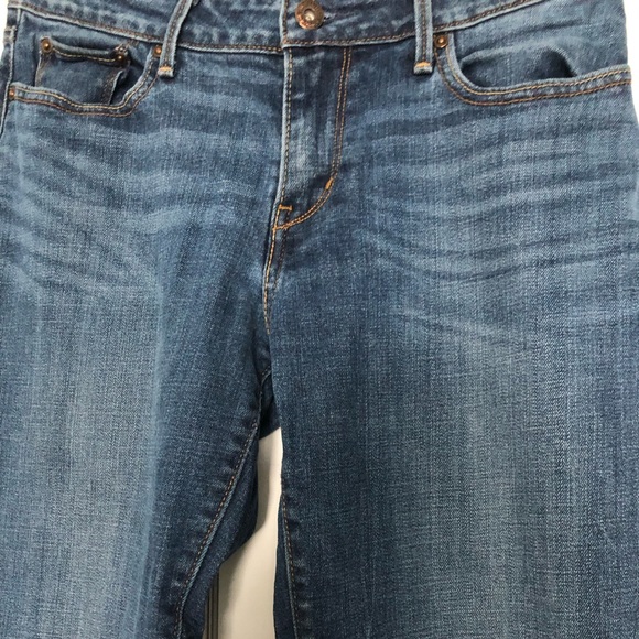 Levi’s Bold Curve Classic Bootcut Jeans - Picture 3 of 7